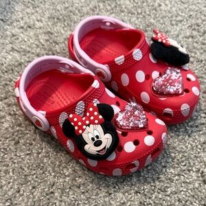Disney Kids Red and White Minnie Mouse Slippers